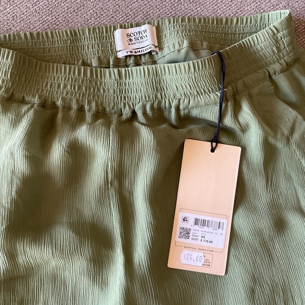 the cutest summer flowy pants!